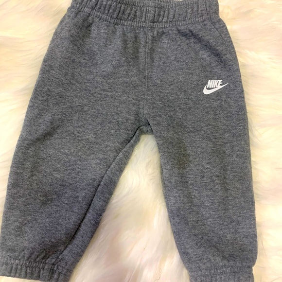 Nike Sweat Pants - Picture 1 of 3